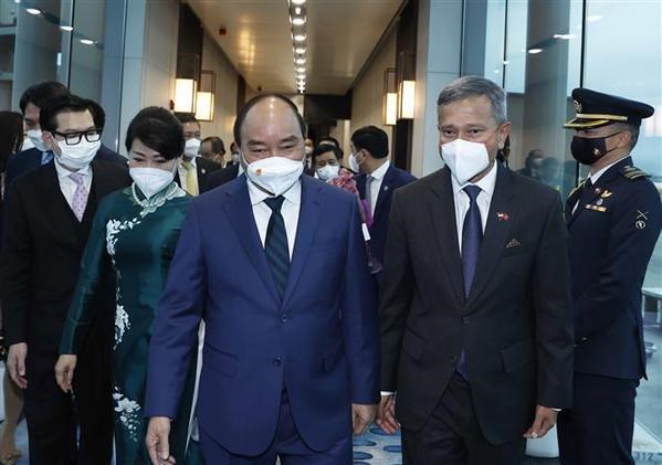 President Nguyen Xuan Phuc begins State visit to Singapore